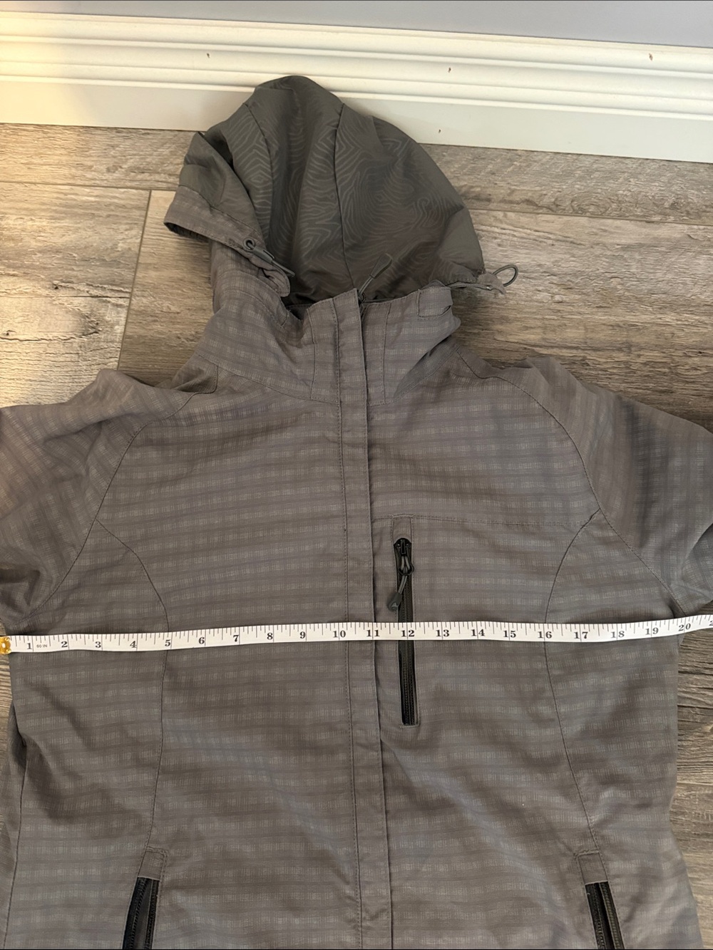 Windriver Women’s  Gray Hooded Waterproof Jacket - Picture 2 of 4